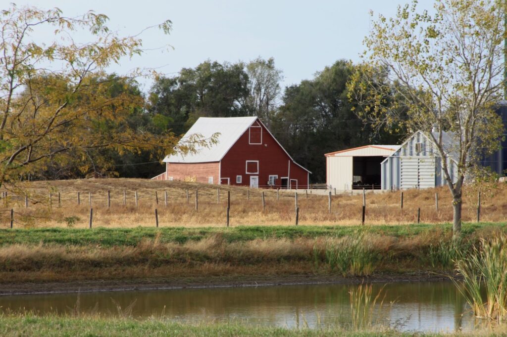 Barndominium Builders: Combining Rustic Charm with Modern Living